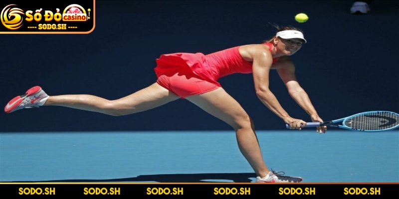 Dụng Cụ Chơi Tennis Cần Thiết Cho Người Mới Tập Luyện Trang phục đóng vai trò không nhỏ trong việc duy trì thể lực